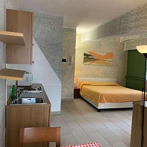 Studio met een King Size Bed